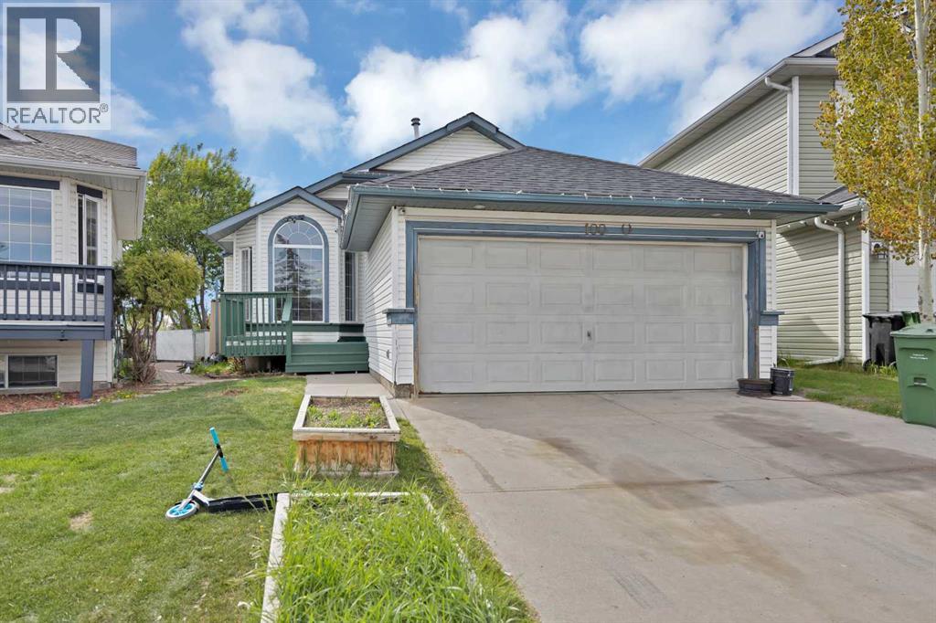 House for Sale in 100 SAN DIEGO Green NE|Calgary, Alberta T1Y7C5