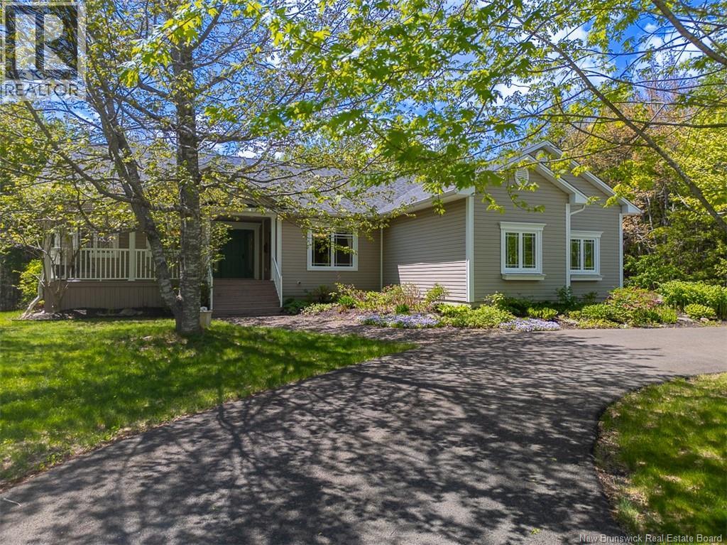 49 Starling Crescent, Hanwell, New Brunswick E3E2P8