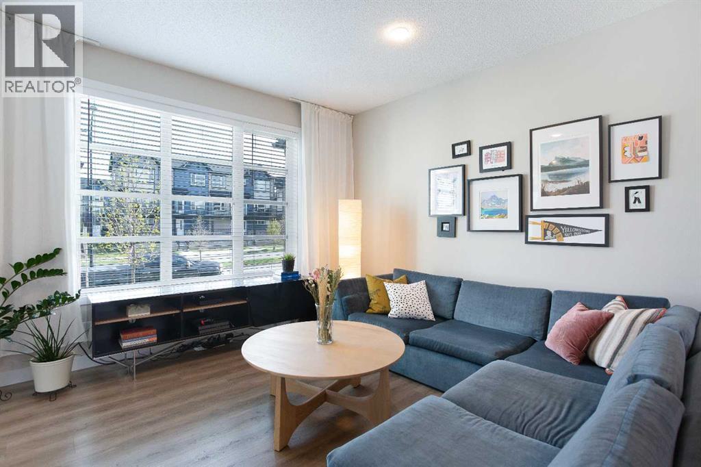 Row / Townhouse for Sale in 380 Belmont Avenue SW|Calgary, Alberta T2X4H8 3