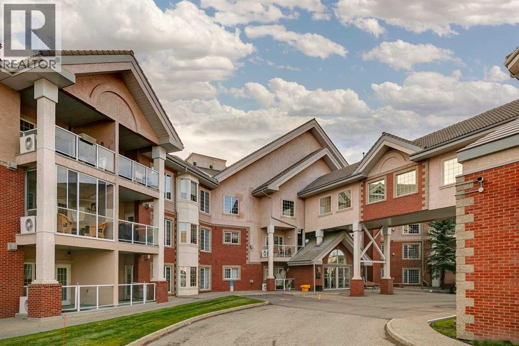 Apartment for Sale in 224, 223 Tuscany Springs Boulevard NW|Calgary, Alberta T3L2M2