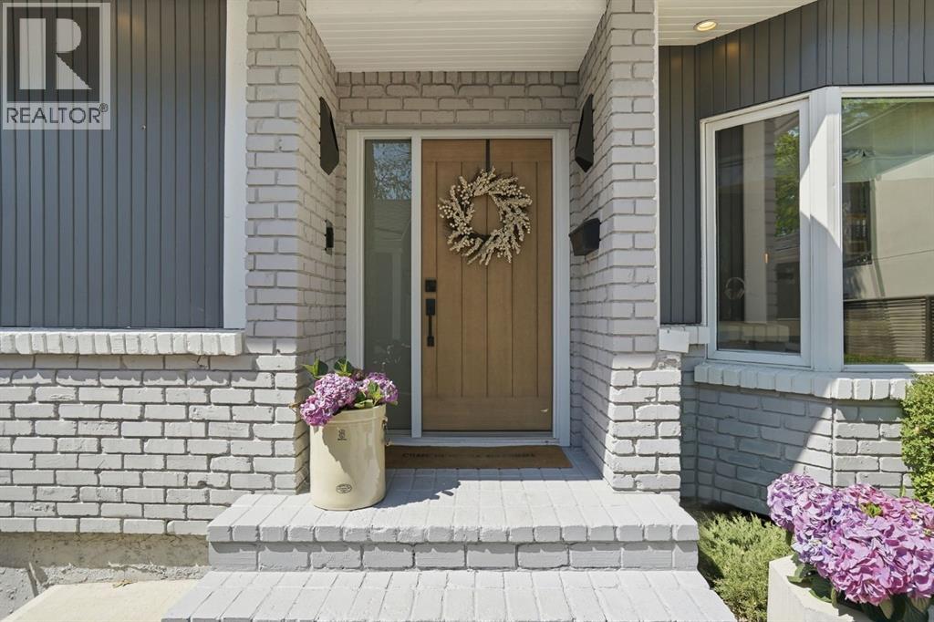 House for Sale in 940 Riverdale Avenue SW|Calgary, Alberta T2S0Y8 2