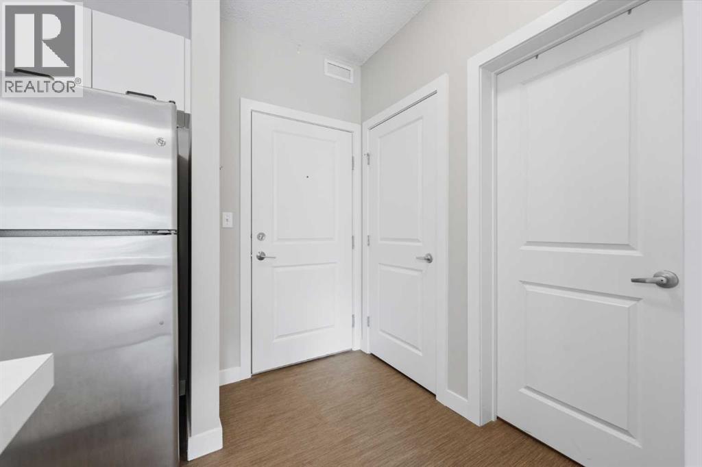 Apartment for Sale in 204, 23 Millrise Drive SW|Calgary, Alberta T2Y3V1 5
