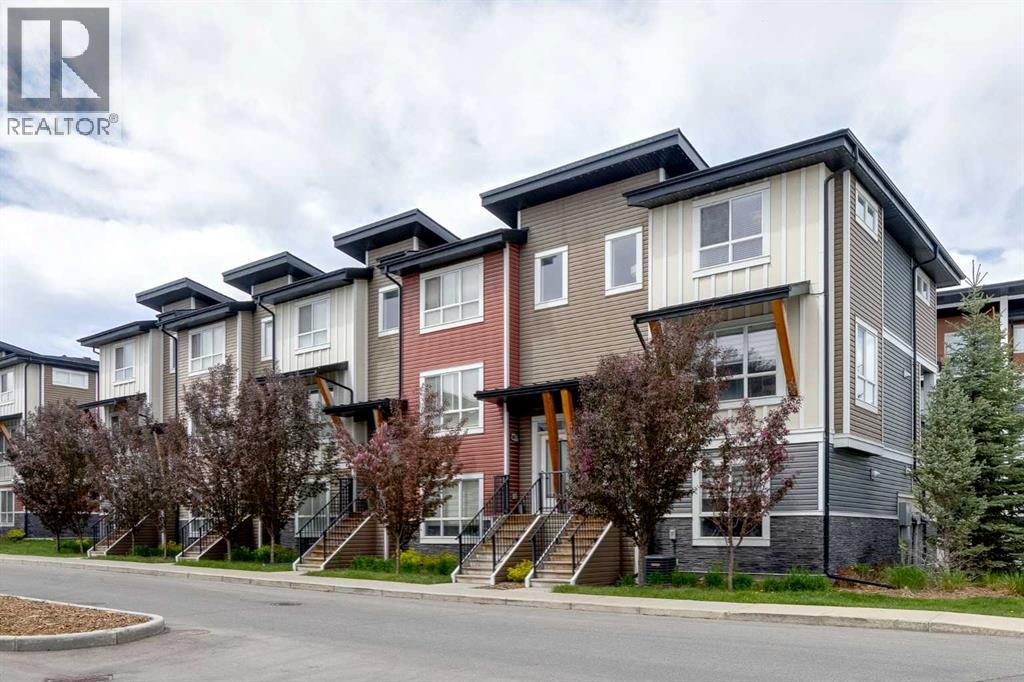 Row / Townhouse for Sale in 101 Walgrove Cove SE|Calgary, Alberta T2X4E1 2