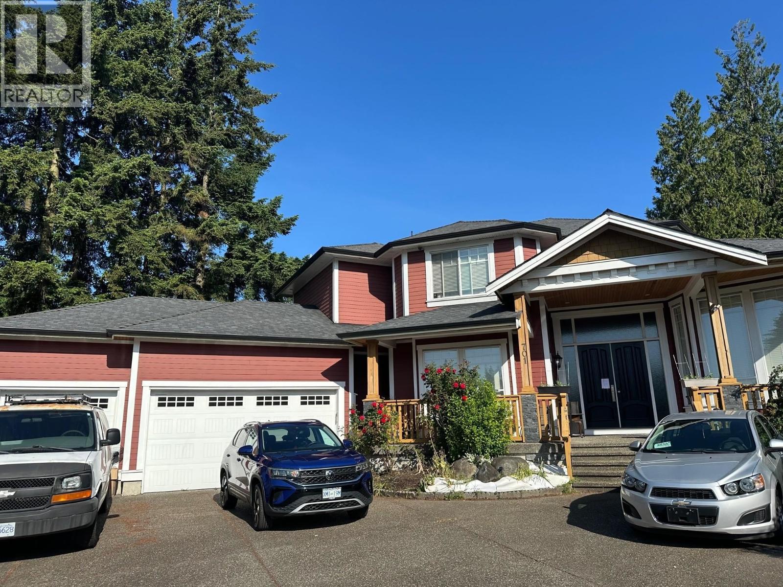 701 DELESTRE AVENUE|Coquitlam, British Columbia V3K2G1