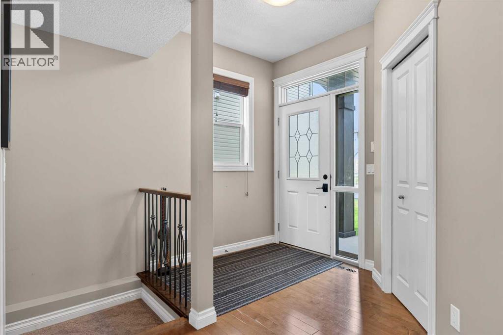 House for Sale in 159 Sherwood Crescent NW|Calgary, Alberta T3R0G3 5