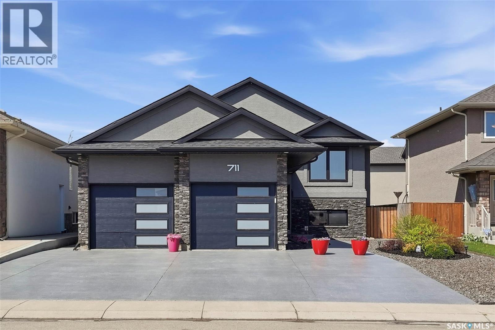 711 Sutter CRESCENT