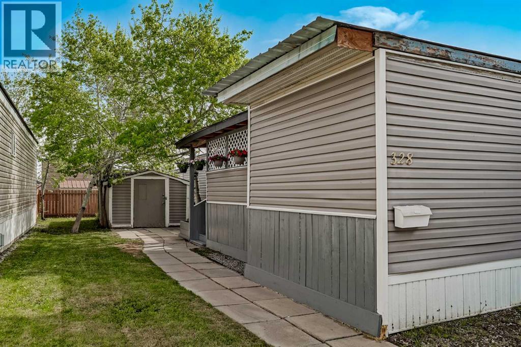 Mobile Home for Sale in 328, 6220 17 Avenue|Calgary, Alberta T2A7H4 2