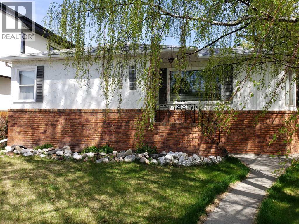 House for Sale in 2828 25A Street SW|Calgary, Alberta T3E1Z6