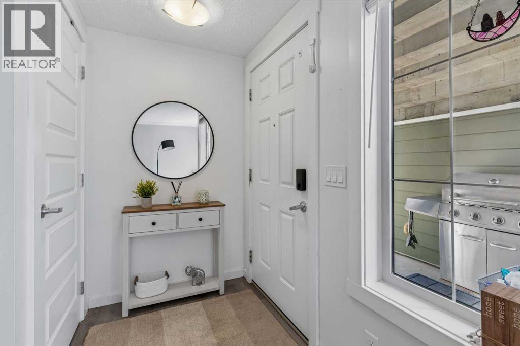 Row / Townhouse for Sale in 202 Auburn Bay Circle SE|Calgary, Alberta T3M1S7 2