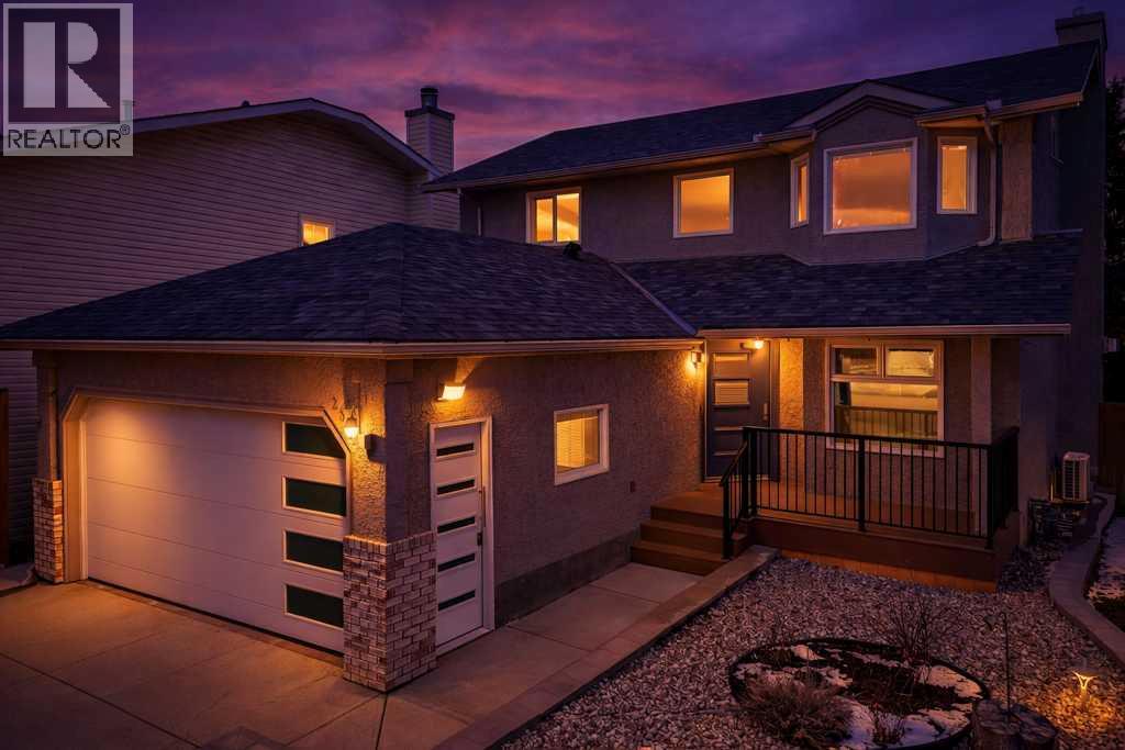 House for Sale in 256 Riverside Mews SE|Calgary, Alberta T2C3Y8 2