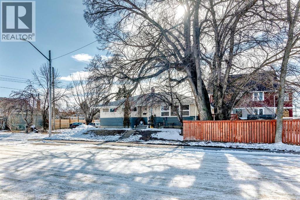 For sale: 4939 45 Street, Innisfail, Alberta T4G1M4 - A2289524 | REALTOR.ca