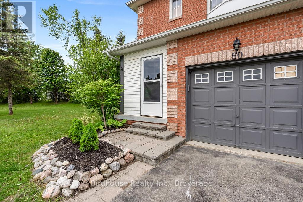 For sale: 80 LORNE STREET, Brock (Sunderland), Ontario L0C1H0