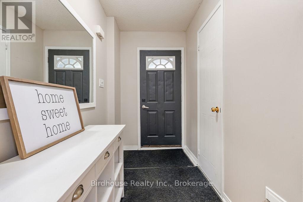 For sale: 80 LORNE STREET, Brock (Sunderland), Ontario L0C1H0