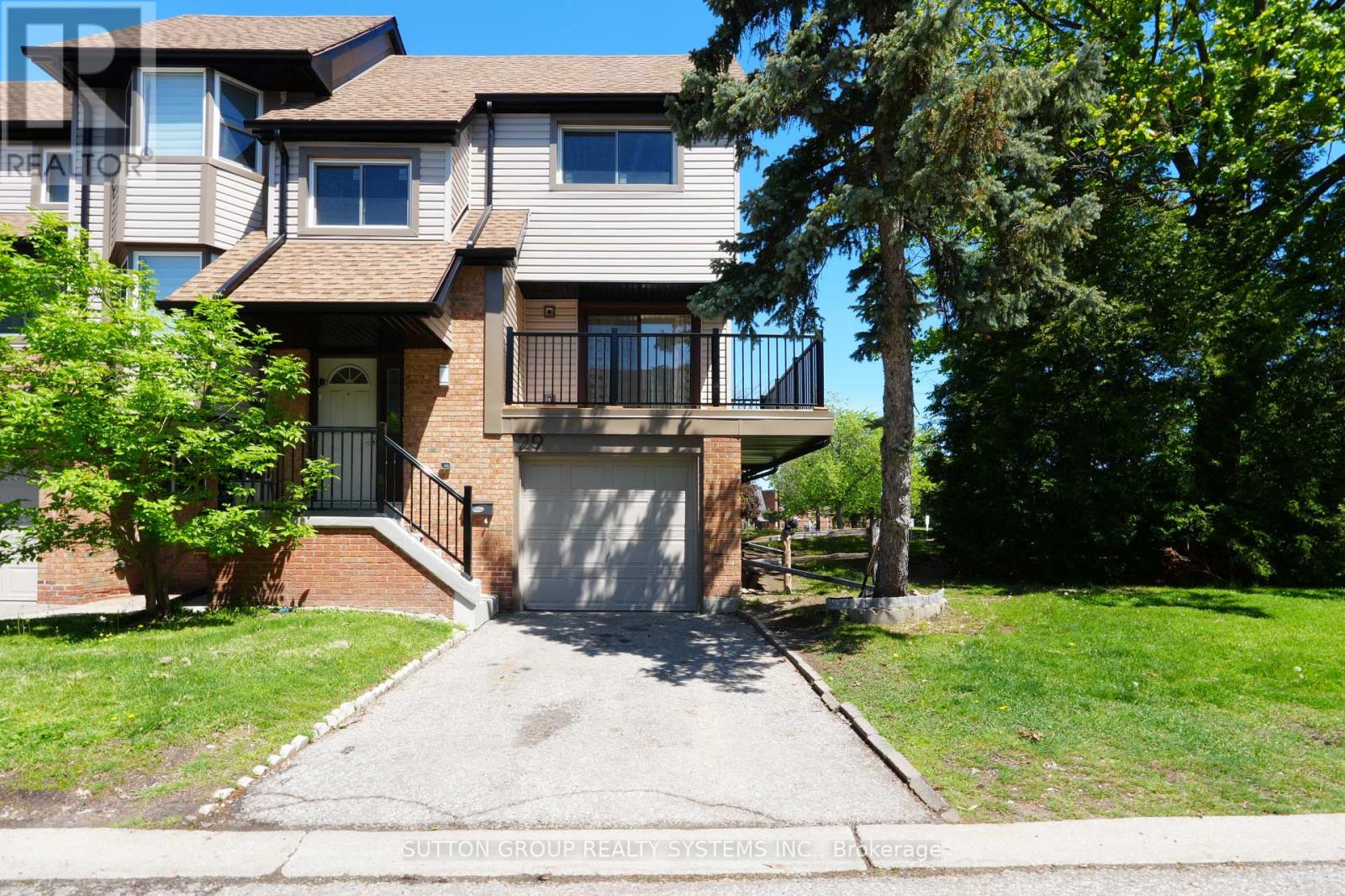 Row / Townhouse for Sale in 29 - 6780 FORMENTERA AVENUE|Mississauga (Meadowvale), Ontario L5N2L1