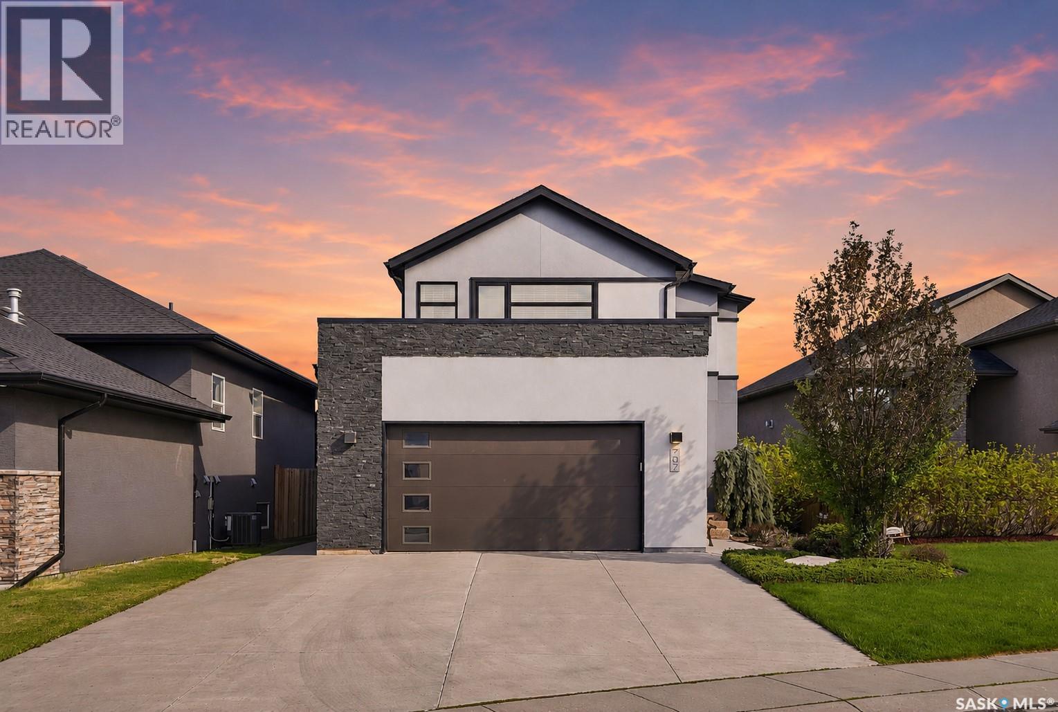 707 Sauer CRESCENT