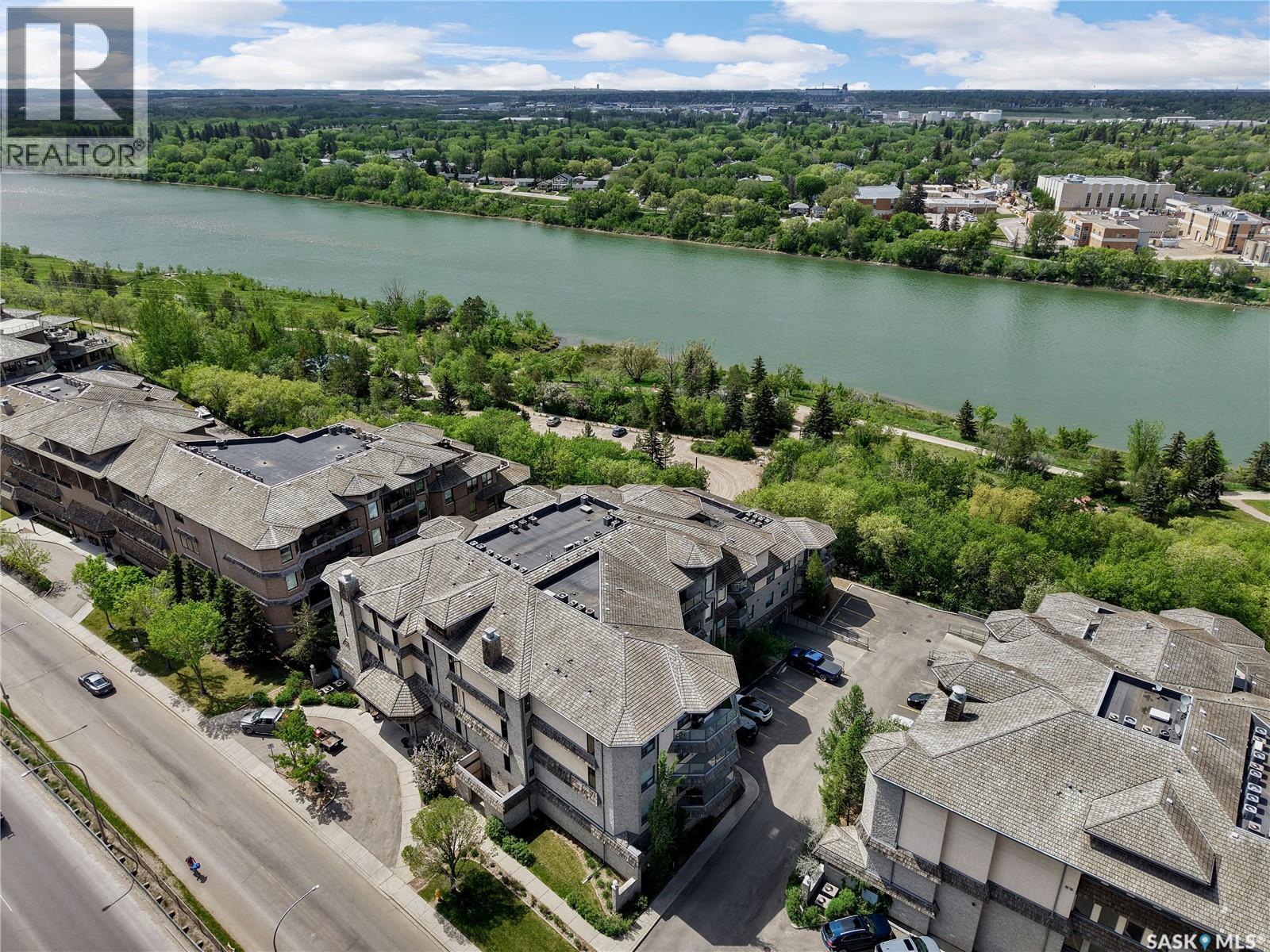 219 619 Saskatchewan CRESCENT W