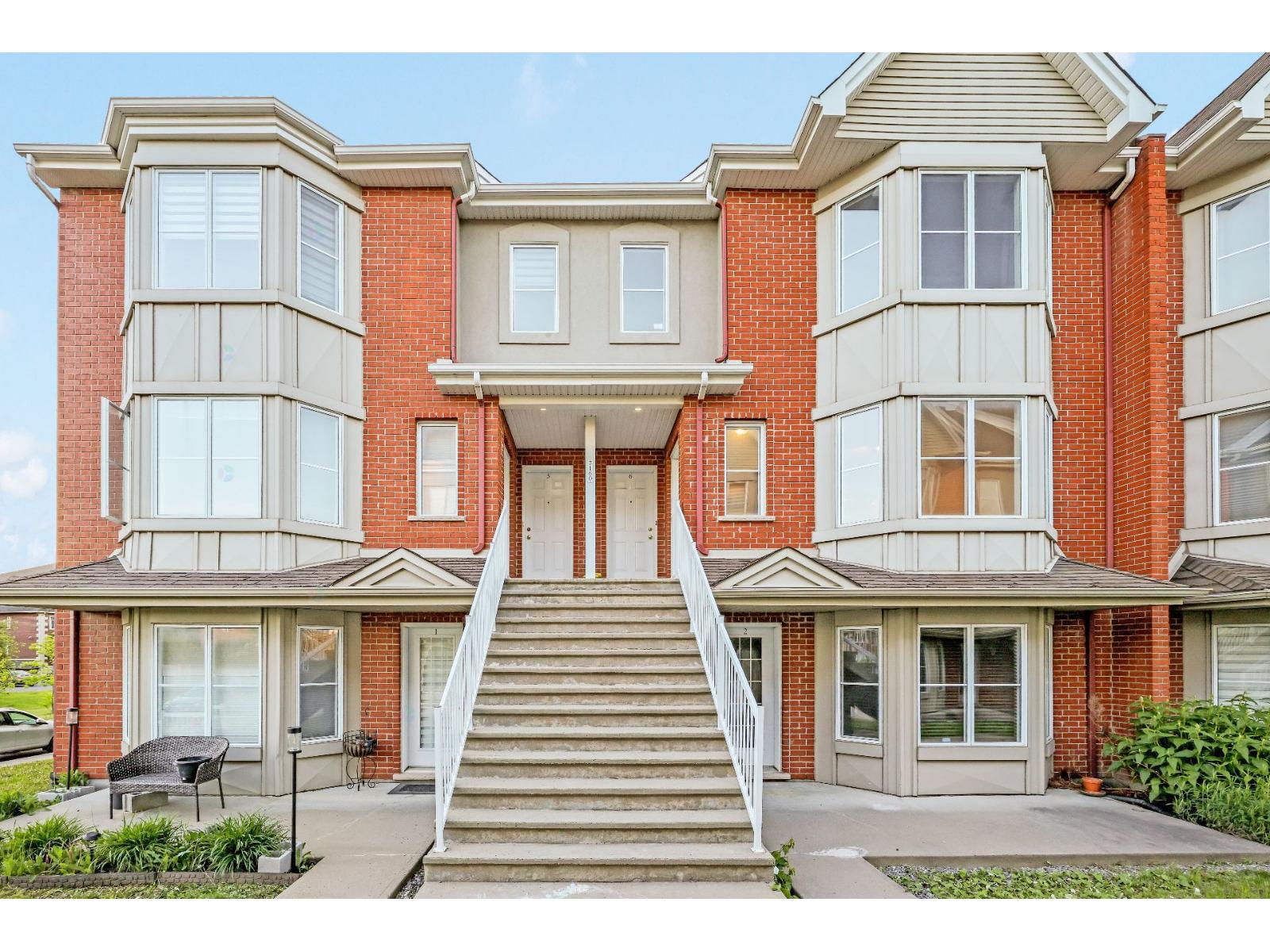 7160 Rue du Chardonneret, #4, Brossard, Quebec J4Z0B3
