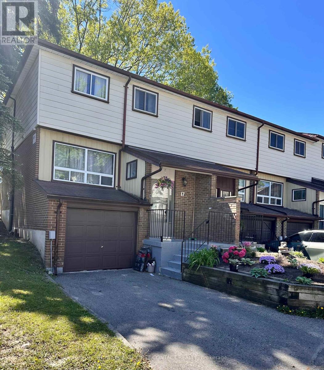 I7 - 63 FERRIS LANE, Barrie (Cundles East), Ontario L4M5C4
