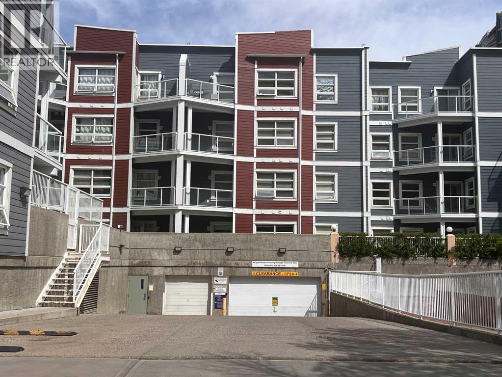 Apartment for Sale in 319, 333 Riverfront Avenue SE|Calgary, Alberta T2G5R1