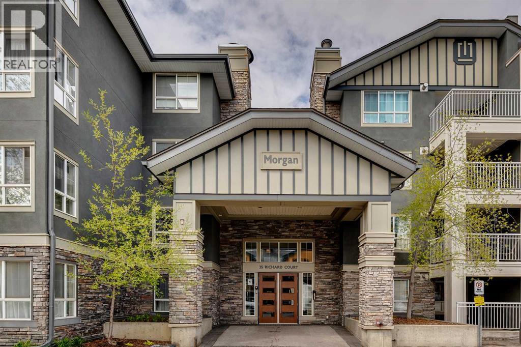 Apartment for Sale in 205, 35 Richard Court SW|Calgary, Alberta T3E7N9