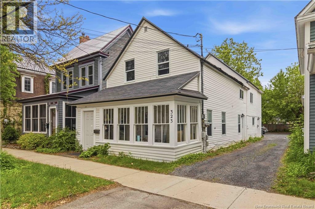 323 Saunders Street, Fredericton, New Brunswick E3B1T7