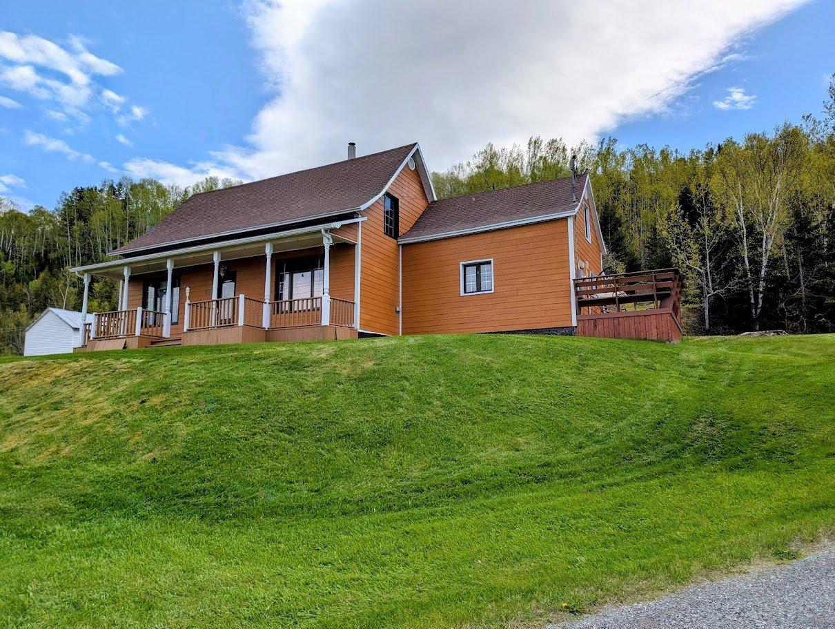 127 Boul. de York E., Gaspé, Quebec G4X2L1