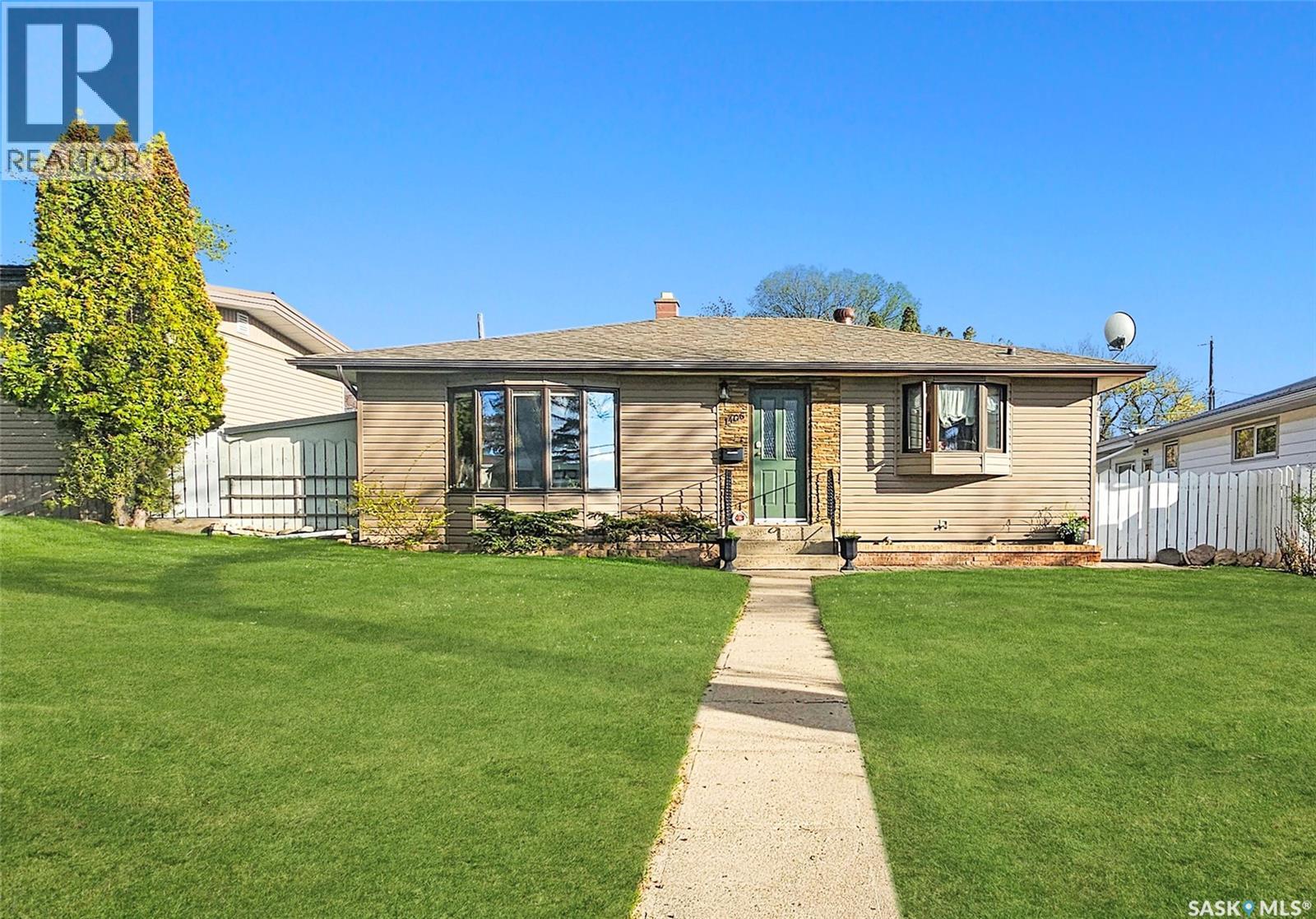 1406 Ashley DRIVE