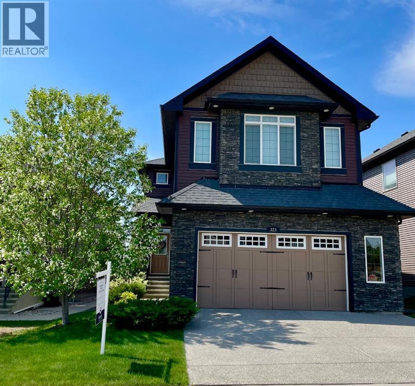 House for Sale in 323 Nolan Hill Boulevard NW|Calgary, Alberta T3R0P8