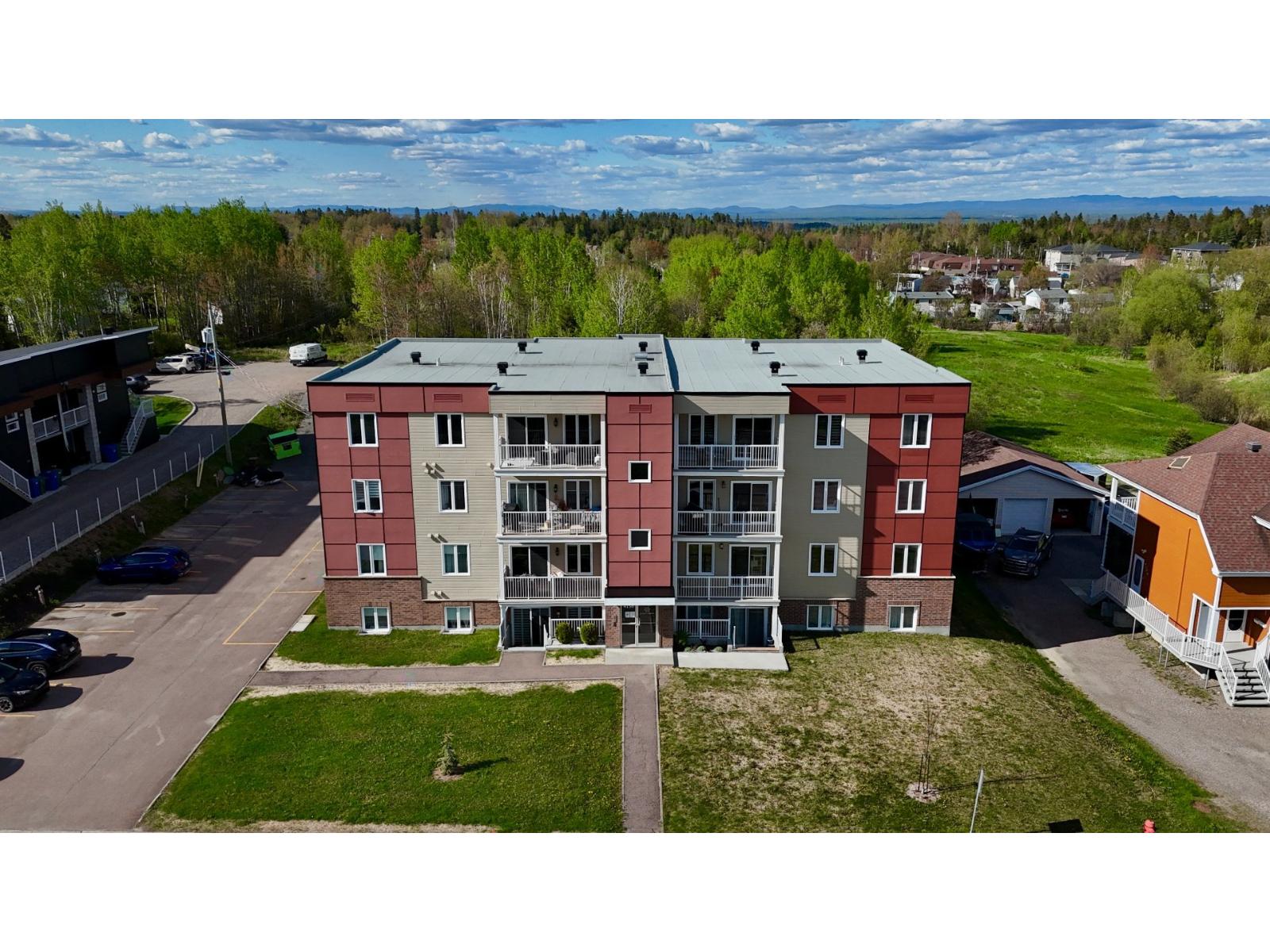 4156 Boul. Harvey, #403, Saguenay (Jonquière), Quebec G8A1K4