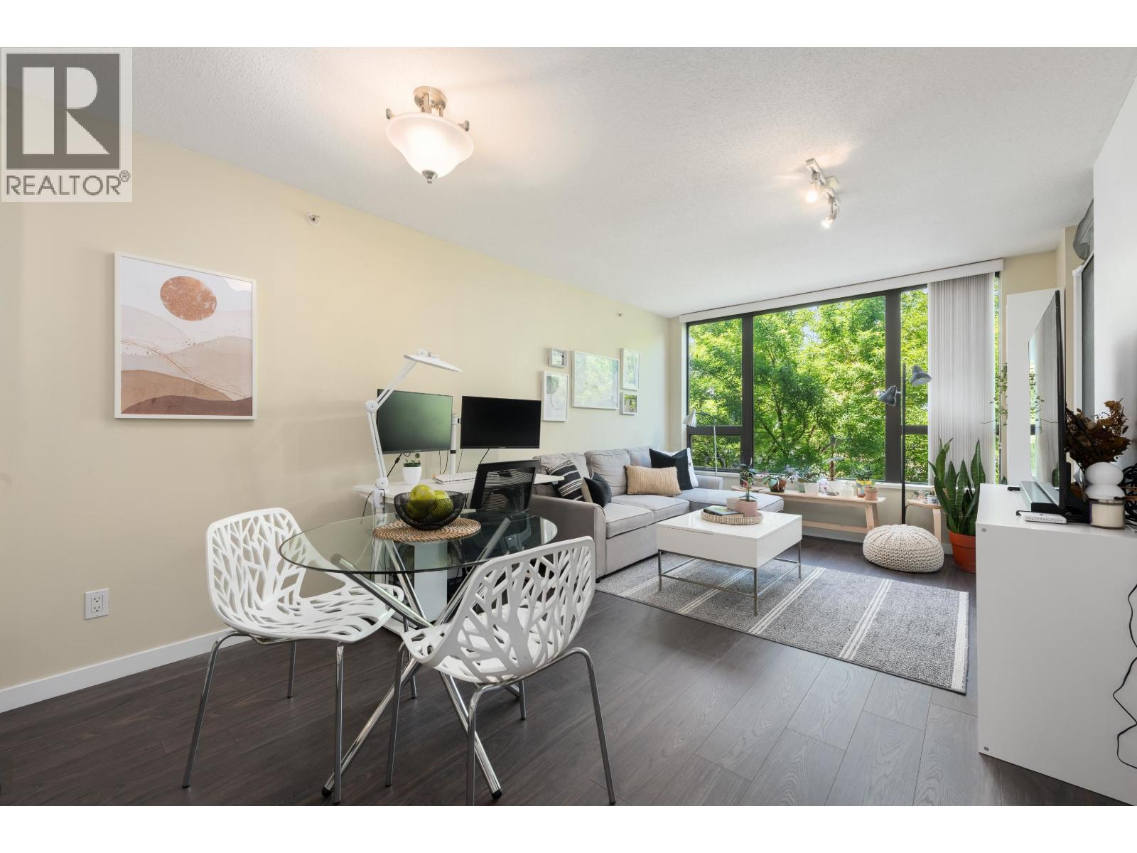 312 7138 COLLIER STREET|Burnaby, British Columbia V5E0A2