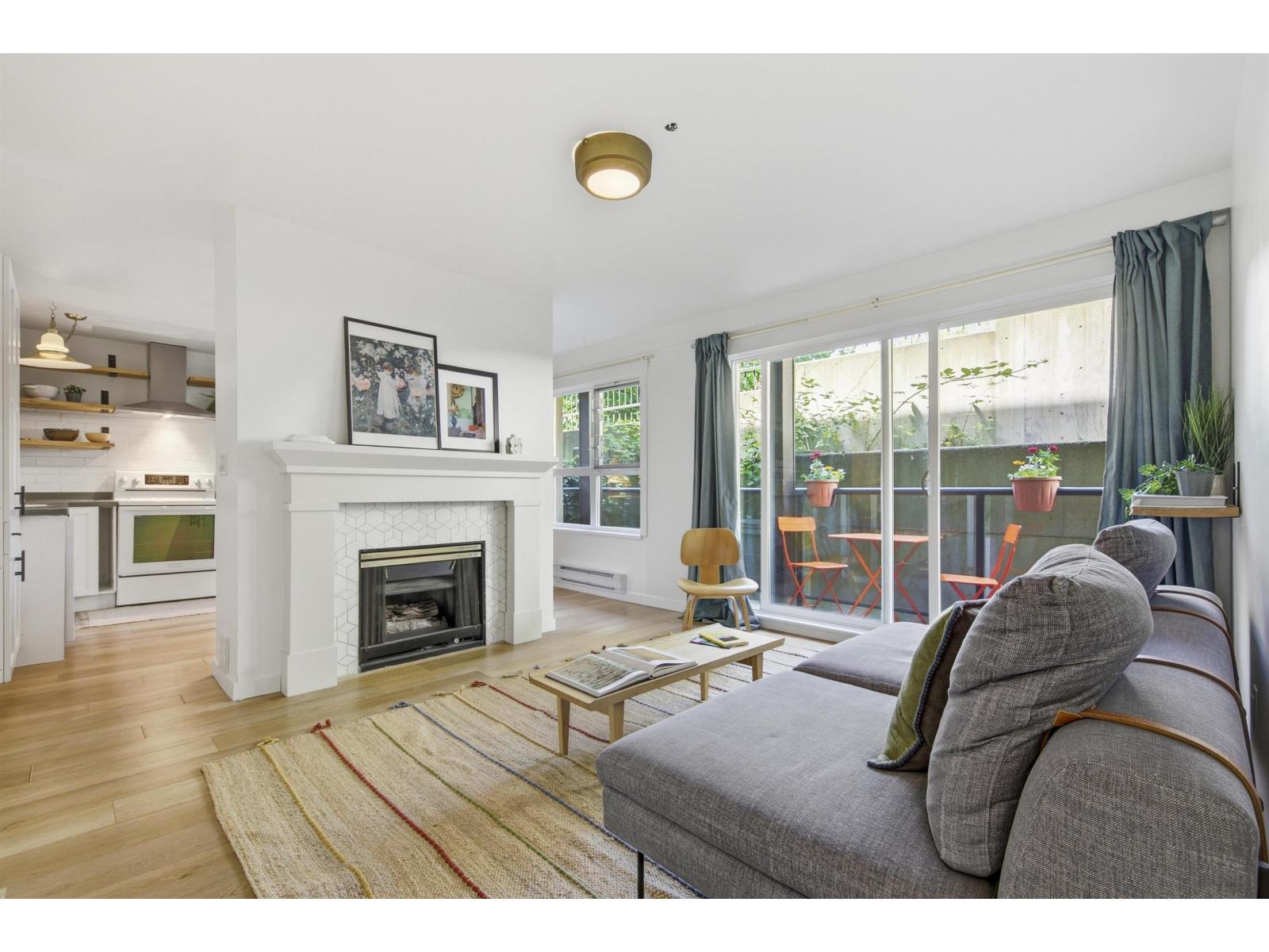 205 33165 2ND AVENUE, Mission, British Columbia V2V6T8