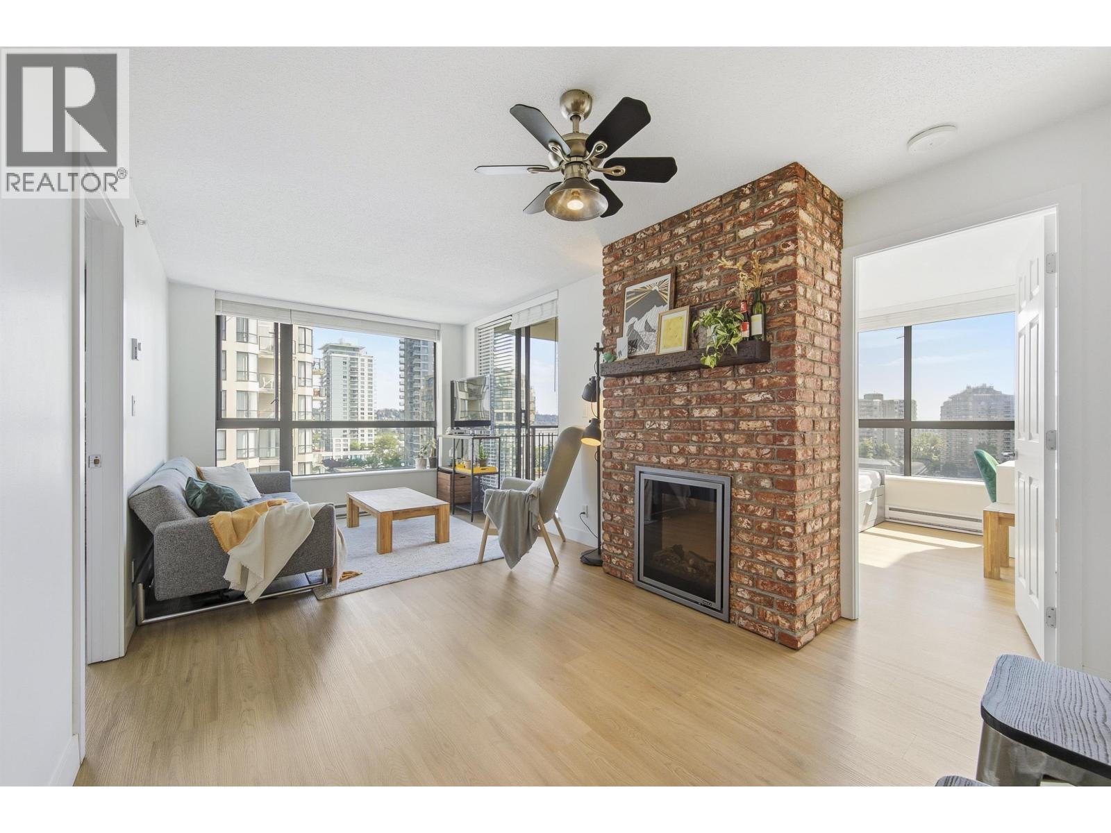 1007 833 AGNES STREET|New Westminster, British Columbia V3M0B1