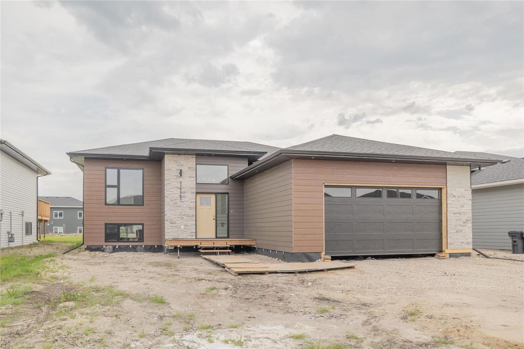 111 Parkside Crescent