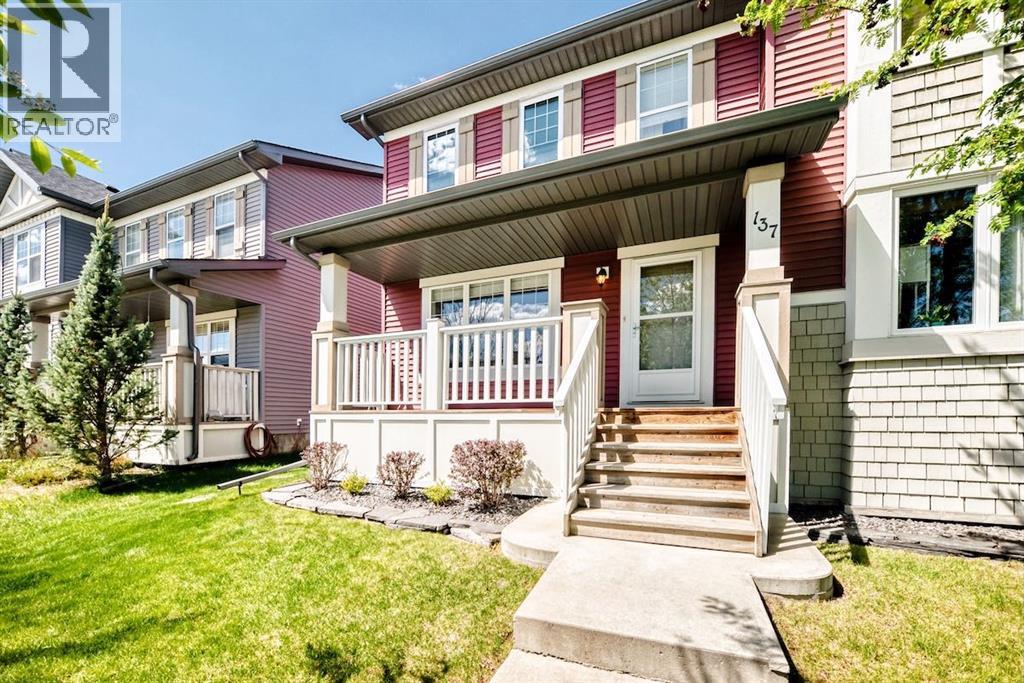 Duplex for Sale in 137 Eversyde Boulevard SW|Calgary, Alberta T2Y0B3 2
