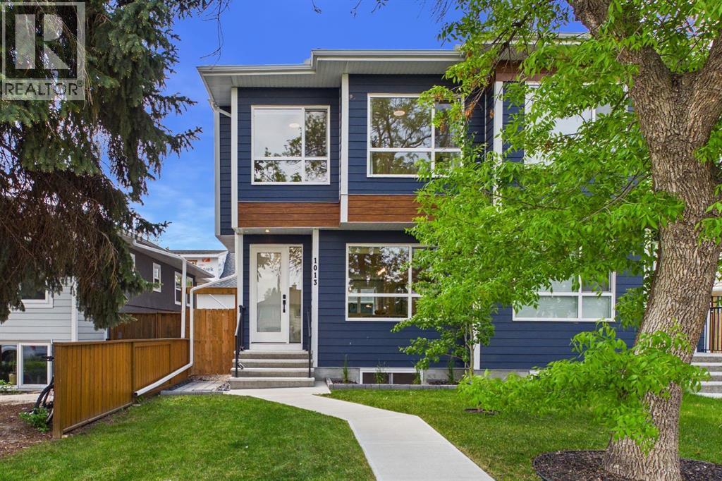 Duplex for Sale in 1013 Regal Crescent NE|Calgary, Alberta T2E5G9