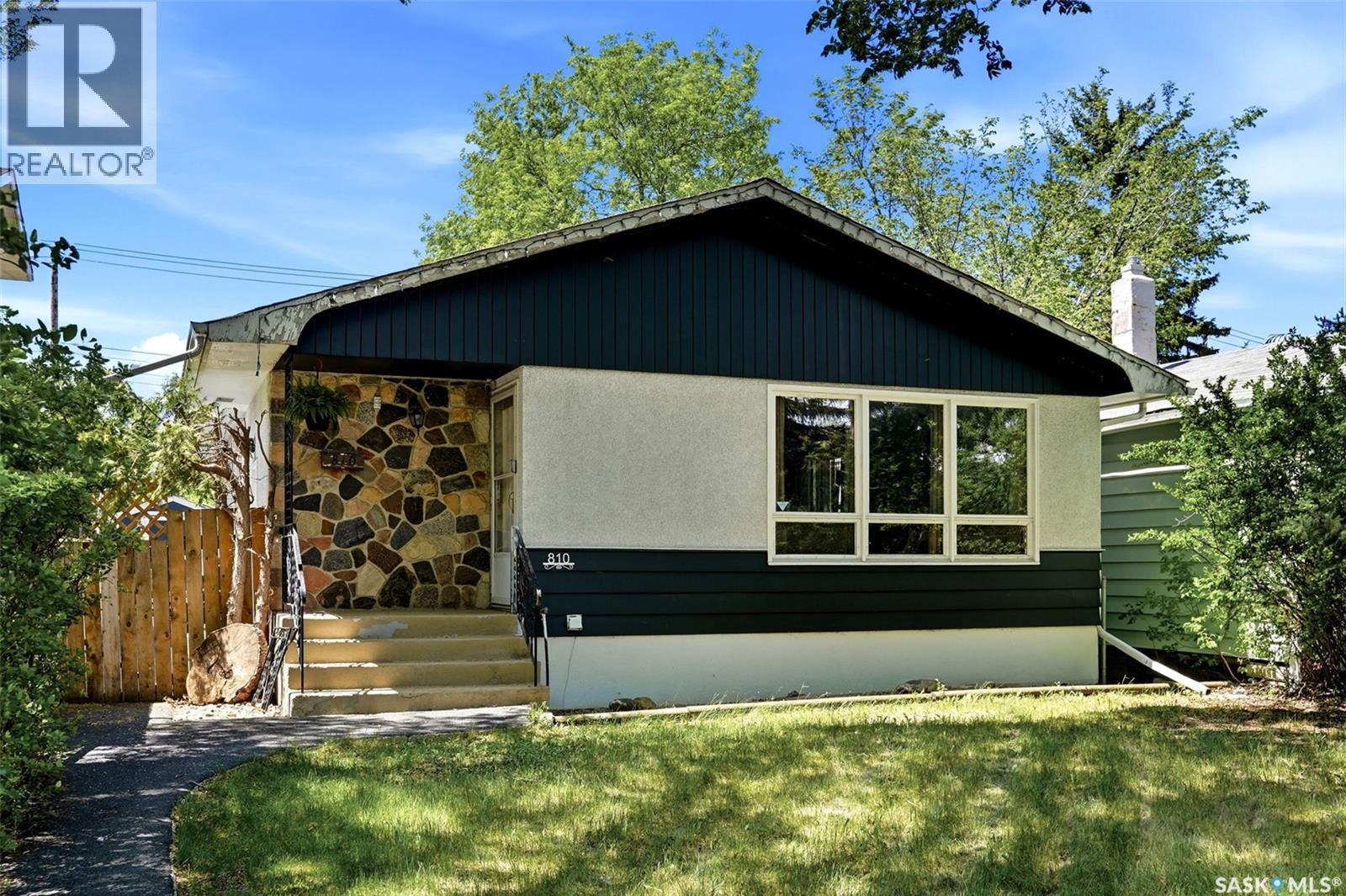 810 Princess STREET