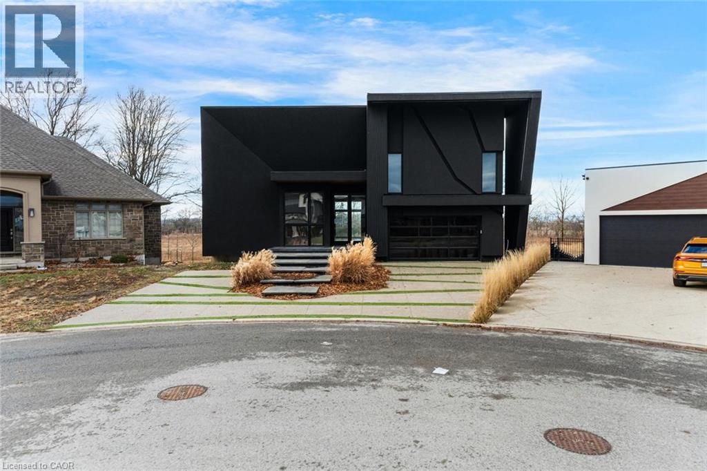For sale: 5599 OSPREY Avenue, Niagara Falls, Ontario L2H0M2
