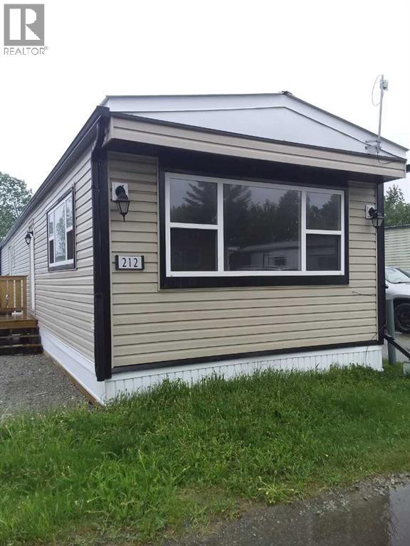 Mobile Home for Sale in 212, 6220 17 Avenue SE|Calgary, Alberta T2A0W6