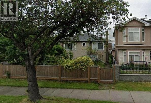 1661 E 49TH AVENUE|Vancouver, British Columbia V5P1S8