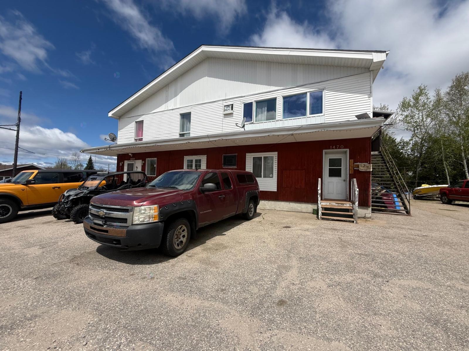 For sale: 1460-1470 Ch. Kipawa, Témiscaming, Quebec J0Z3R0