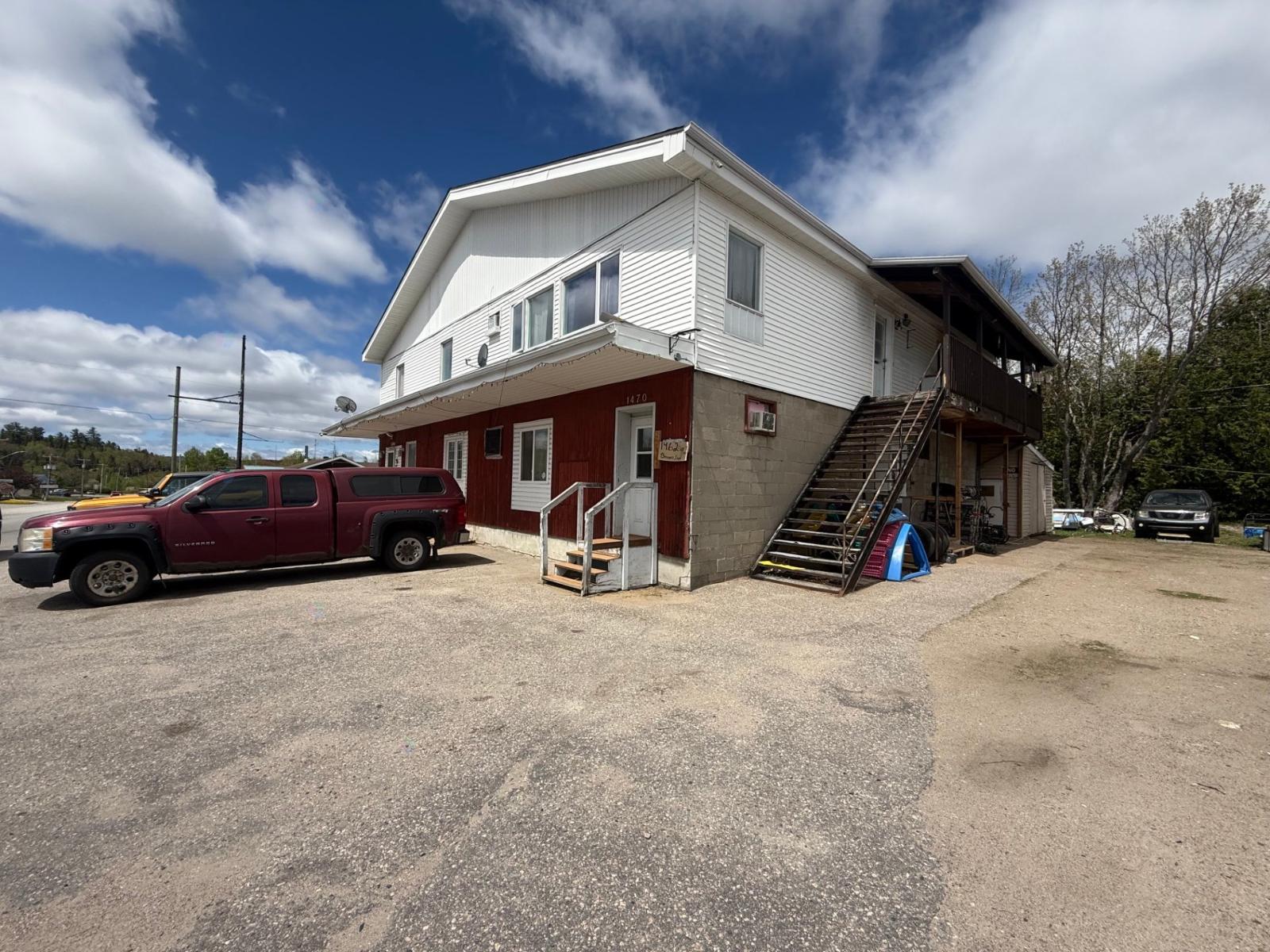 For sale: 1460-1470 Ch. Kipawa, Témiscaming, Quebec J0Z3R0