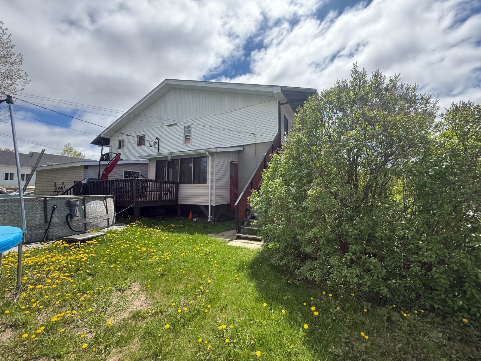 For sale: 1460-1470 Ch. Kipawa, Témiscaming, Quebec J0Z3R0