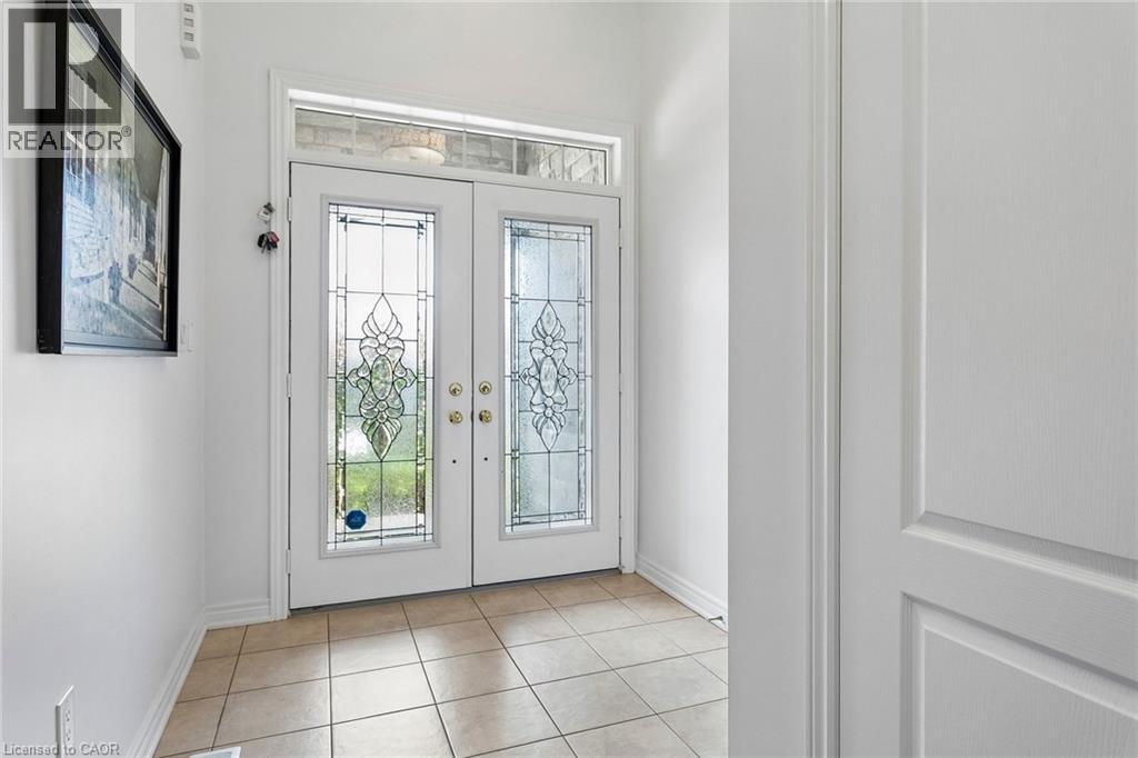 Row / Townhouse for Sale in 2376 WASAGA Drive|Oakville, Ontario L6H0B7 4