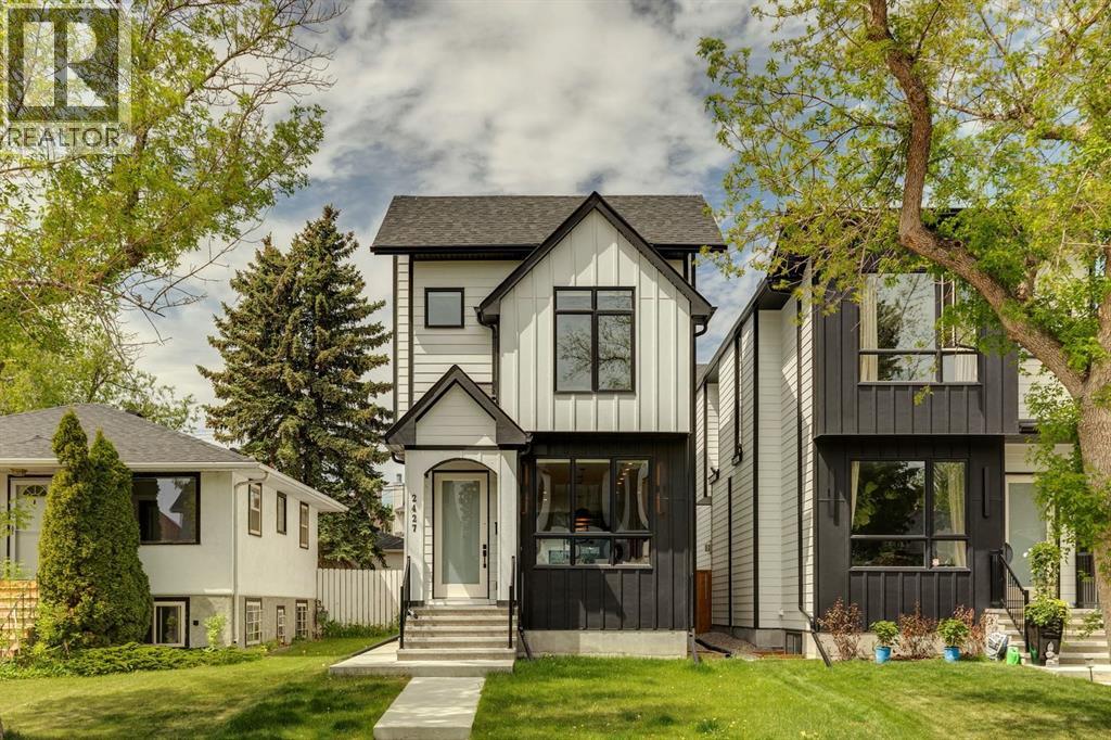 House for Sale in 2427 27 Street SW|Calgary, Alberta T3E2G2