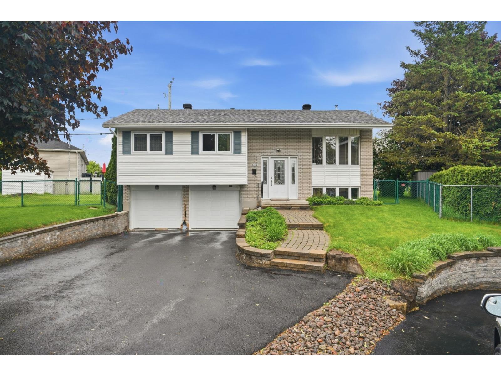 3640 Place Benoit