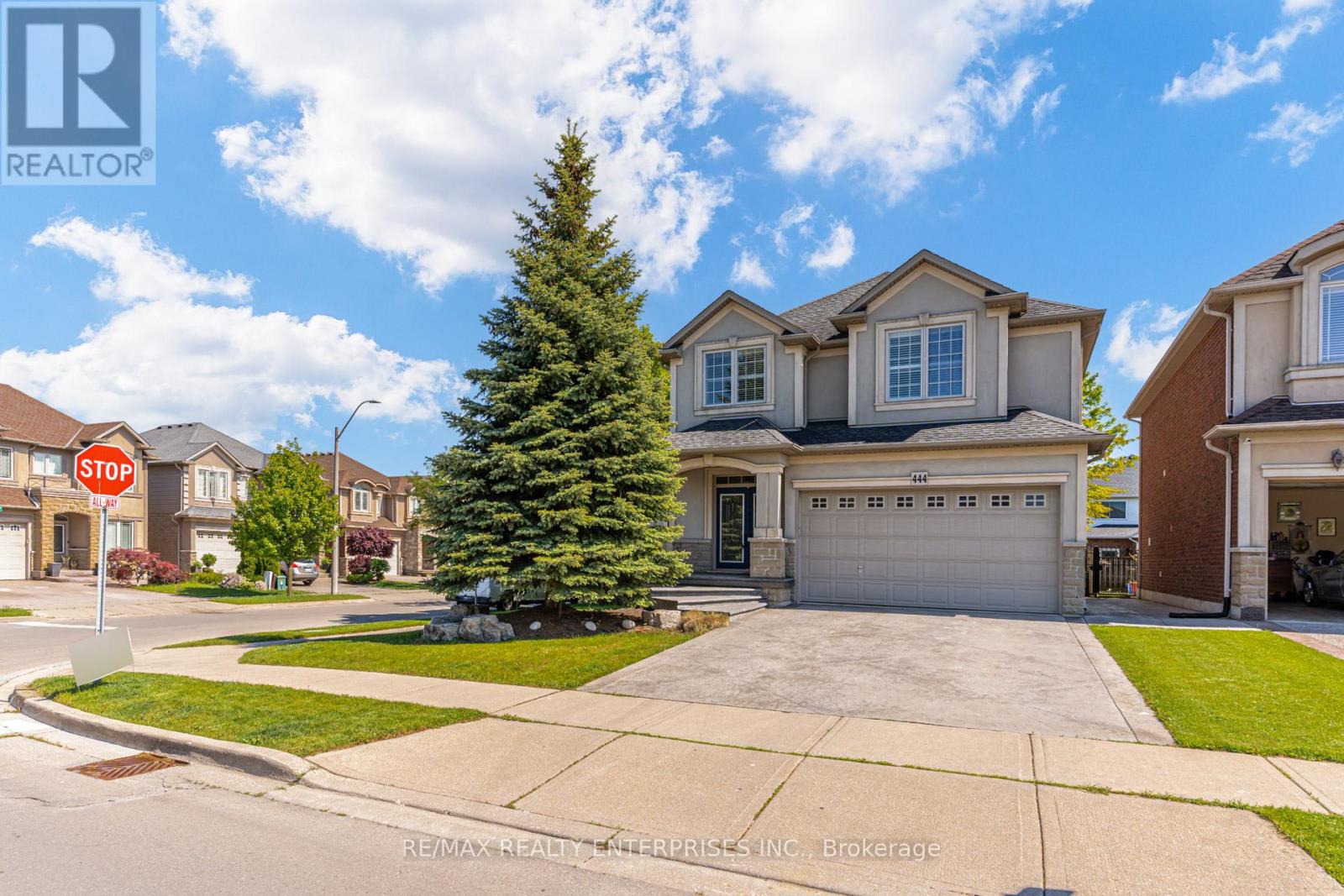 444 DICENZO DRIVE, Hamilton (Ryckmans), Ontario L9B0B3