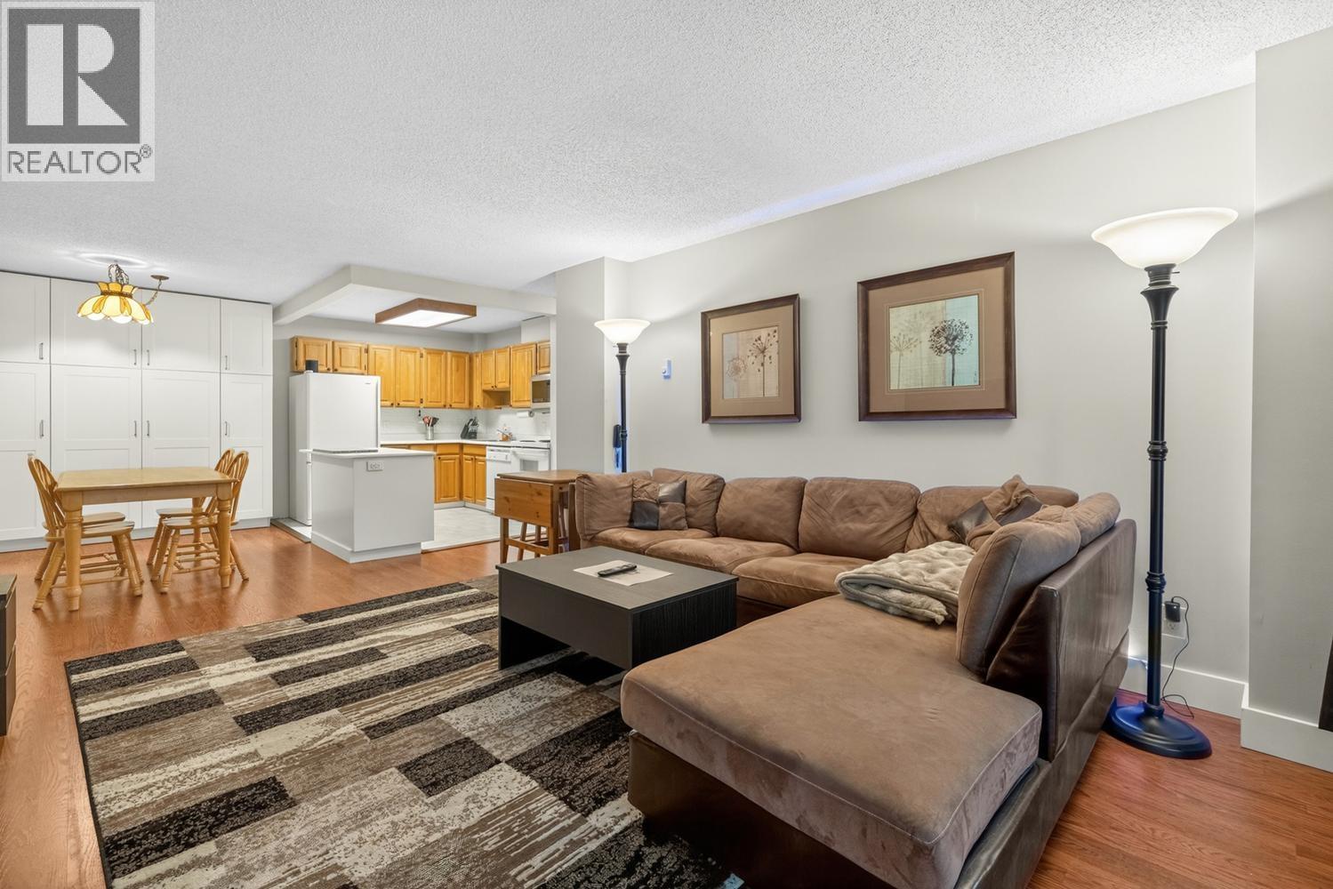 306 550 EIGHTH STREET|New Westminster, British Columbia V3M3R9