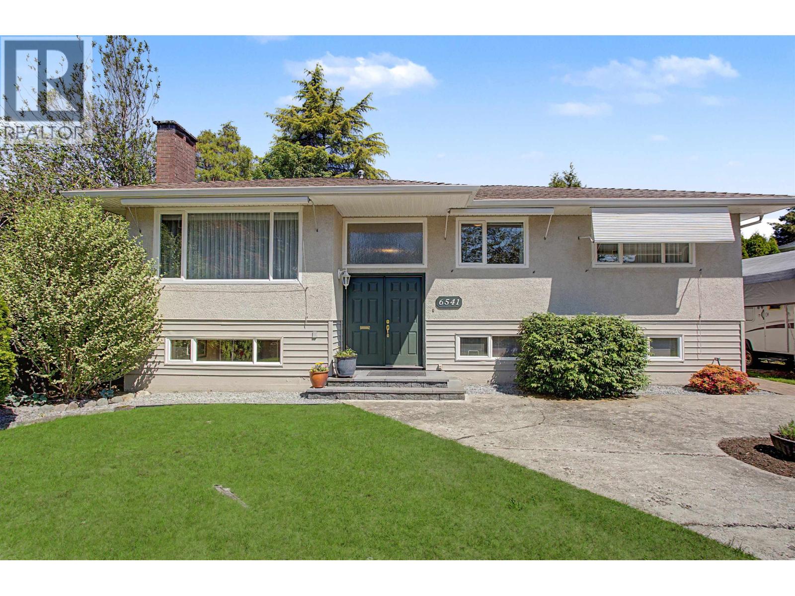 6541 GRANT STREET|Burnaby, British Columbia V5B2K9