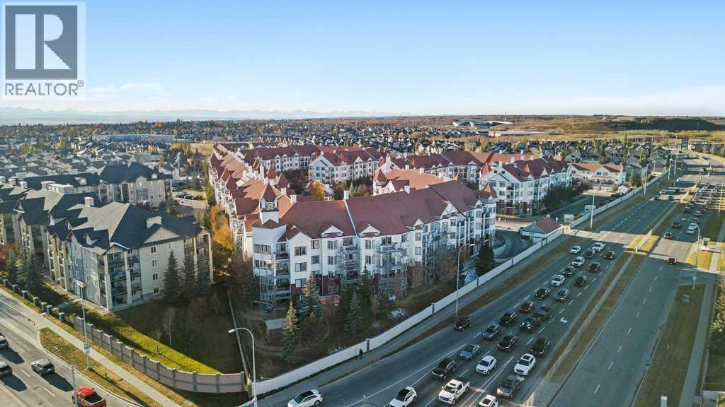 Apartment for Sale in 240, 60 Royal Oak Plaza NW|Calgary, Alberta T3G0A7 2
