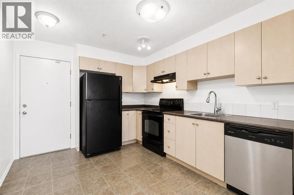 Apartment for Sale in 1128, 2395 Eversyde Avenue SW|Calgary, Alberta T2Y0B5 2